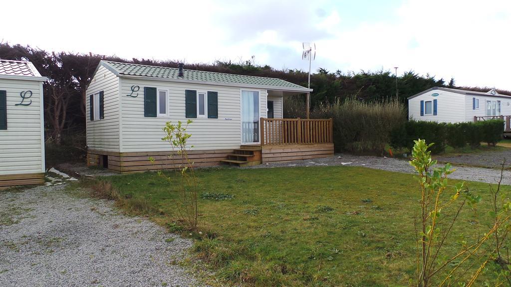 Camping De Kerurus Hotel Plounéour-Trez Eksteriør billede