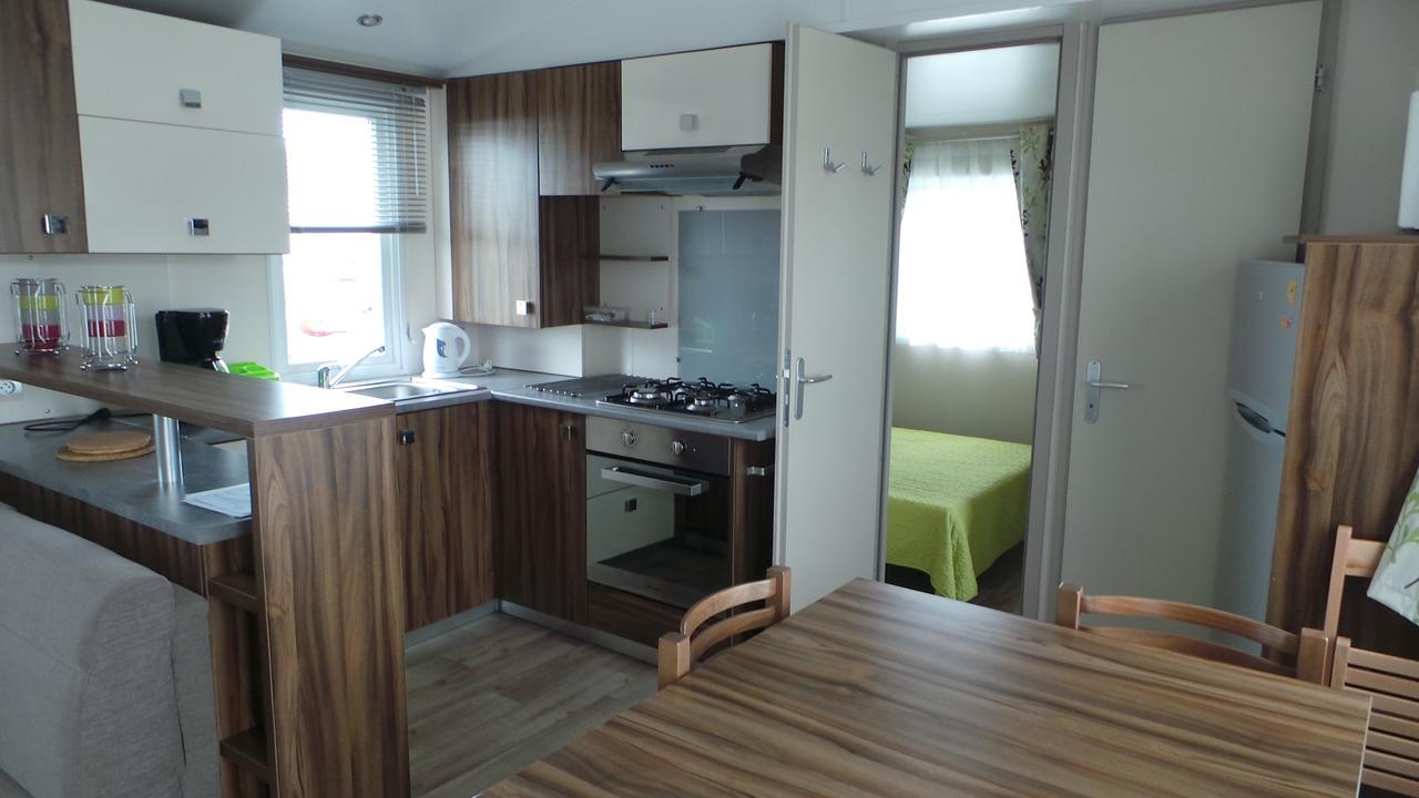 Camping De Kerurus Hotel Plounéour-Trez Værelse billede